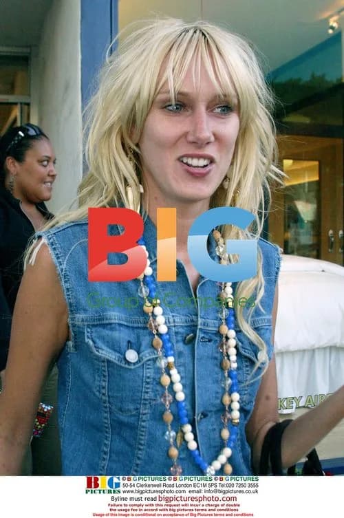 Kimberly Stewart Shopping on Robertson Blvd