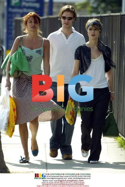 Keira Knightley Shopping with Friends in LA