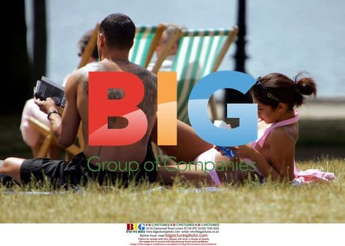 Leilani visits London park with footballer boyfriend