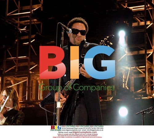 Lenny Kravitz Performing in Buenos Aires