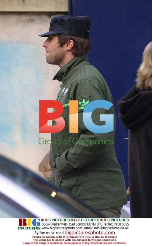 Liam Gallagher shopping in north London