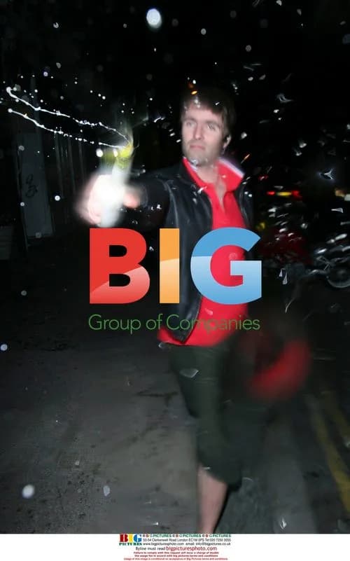Liam Gallagher gives paps a beer shower