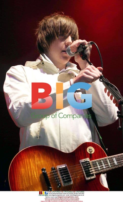 Singer DANNY of MCFLY on stage