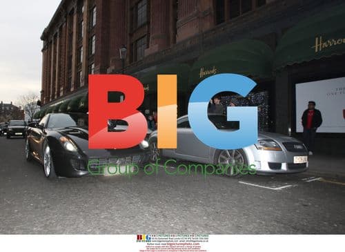 Chris Evans Leaving Harrods