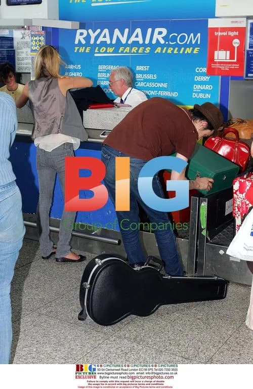 Kate Moss and Pete Doherty at London airport