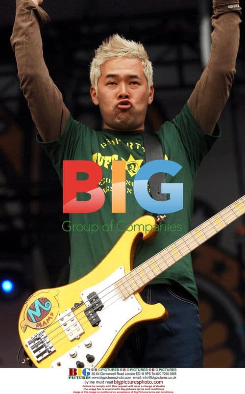 Feeder Guitarist at Isle of Wight Festival