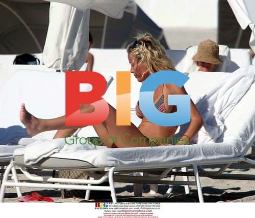 Ophelie Winter and Boyfriend on Miami Beach