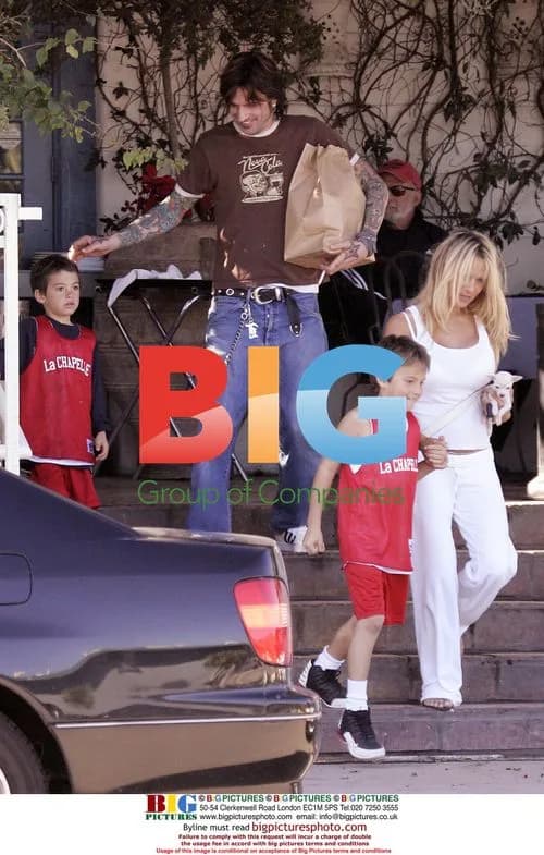 Pamela Anderson leaves Greek restaurant in Malibu