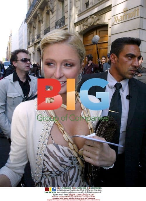 Paris Hilton leaves Plaza Hotel
