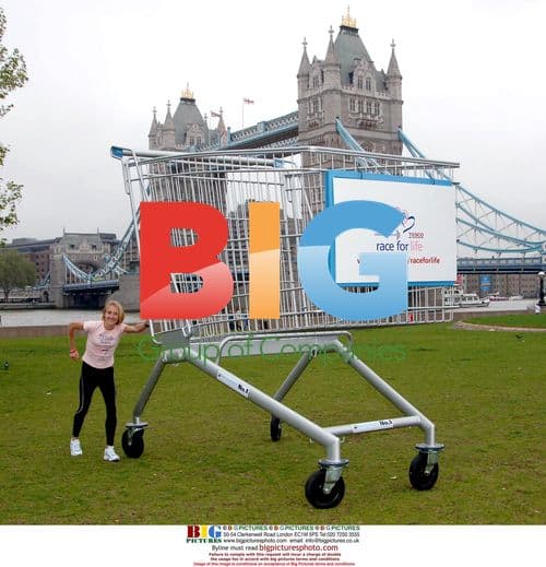 Paula Radcliffe launches 'Race for Life' with shopping trolley