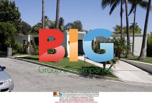 Penelope Cruz Buys West Hollywood Home