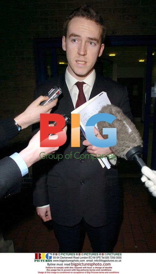 Pete Doherty Charged with Robbery and Blackmail