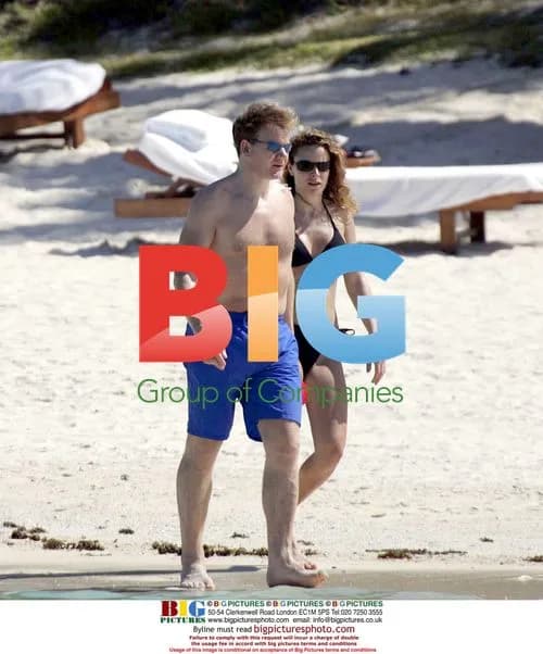 Gordan Ramsay and Wife at Exclusive Indian Ocean Resort