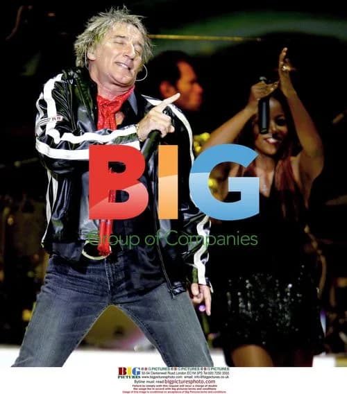 Rod Stewart Rocks European Tour Opening