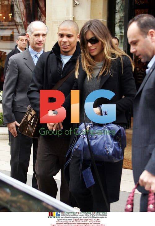 Ronaldo and Daniella Cicarelli in Paris