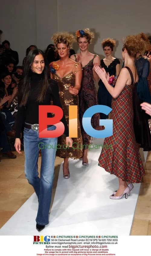 Ronit Zilkha show with models