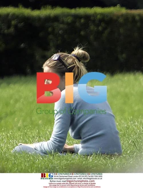 Sienna Miller Walks Dogs in Louisiana