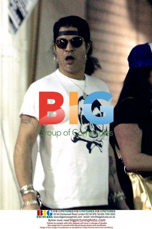 Slash leaves Beverly Hills medical building