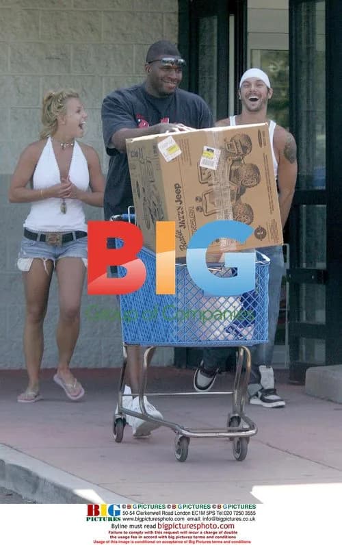 Britney Spears and Kevin Federline Shopping
