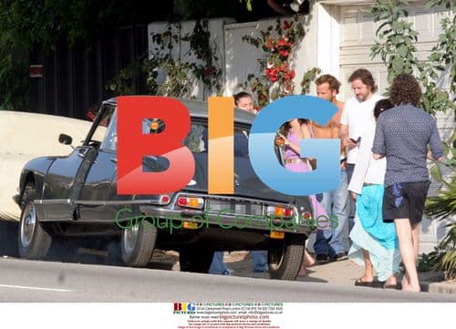 Stephen Dorff with friends in Malibu