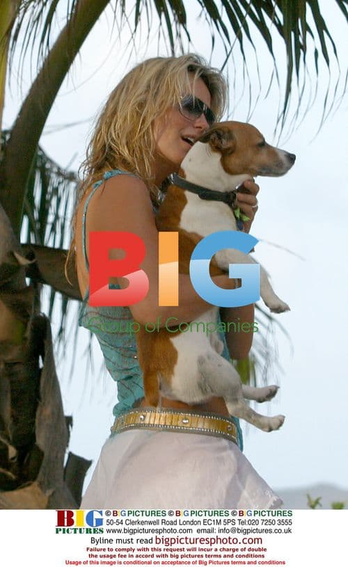 Rod Stewart and Penny Lancaster on Holiday