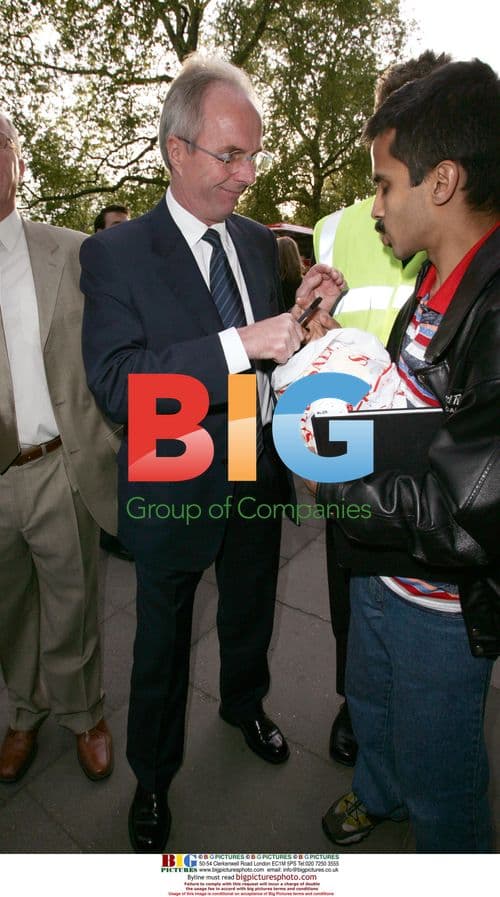 Eriksson announces England squad