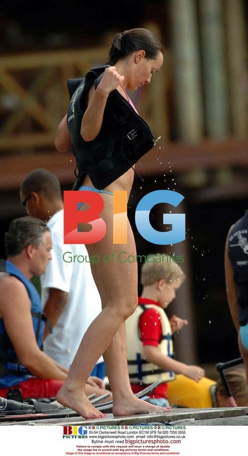 Tara Palmer Tompkinson Water Skiing in Mauritius