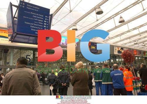 Remembrance at Manchester's Picadilly Station