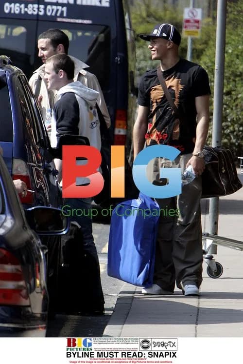 Wayne Rooney and teammates at service station