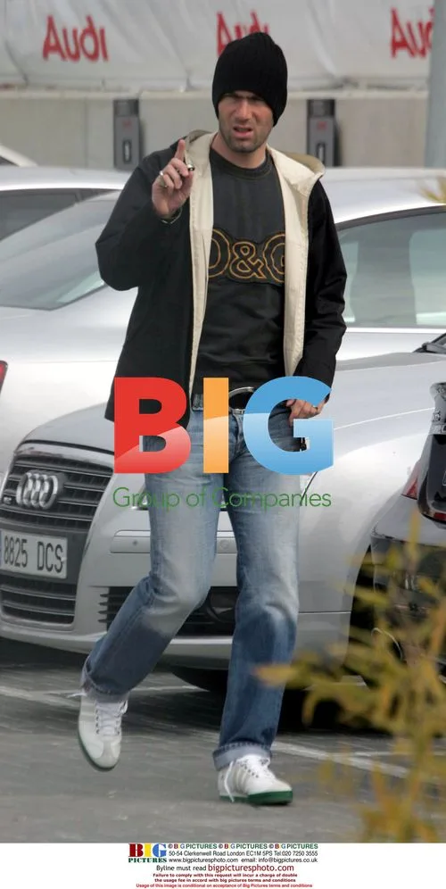 Zidane Trains in Madrid