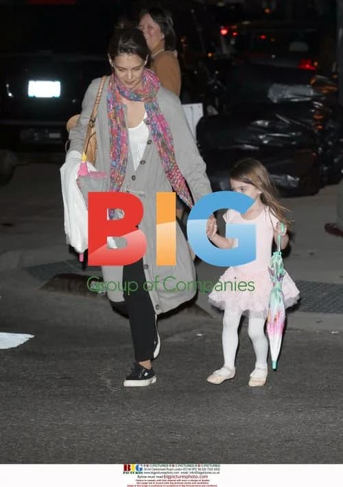 Katie Holmes and Suri Cruise go to dinner in NYC