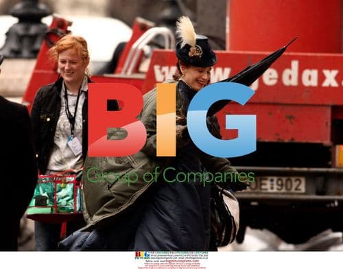 Robert Pattinson & Kristin Scott Thomas on Bel Ami Set