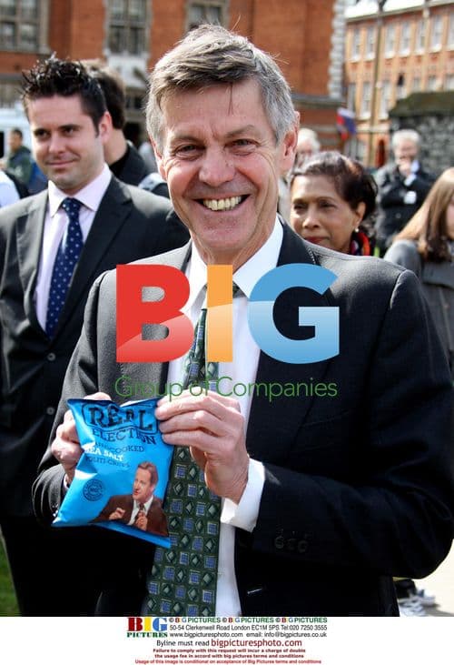 Crisp company gives out political party crisps