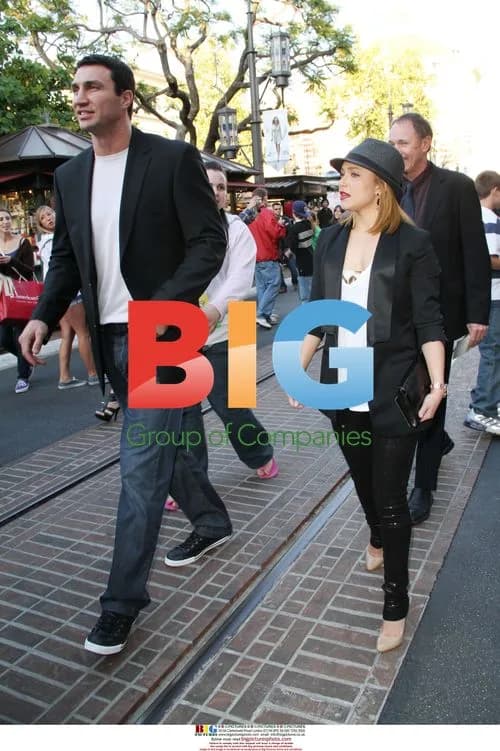 Hayden Panettiere and Wladimir Klitschko Shopping