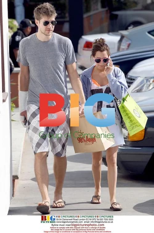 Ashley Tisdale and Scott Speer Shopping in Malibu