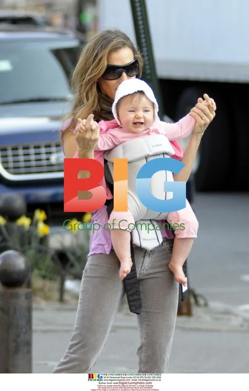 Sarah Jessica Parker with son and daughter