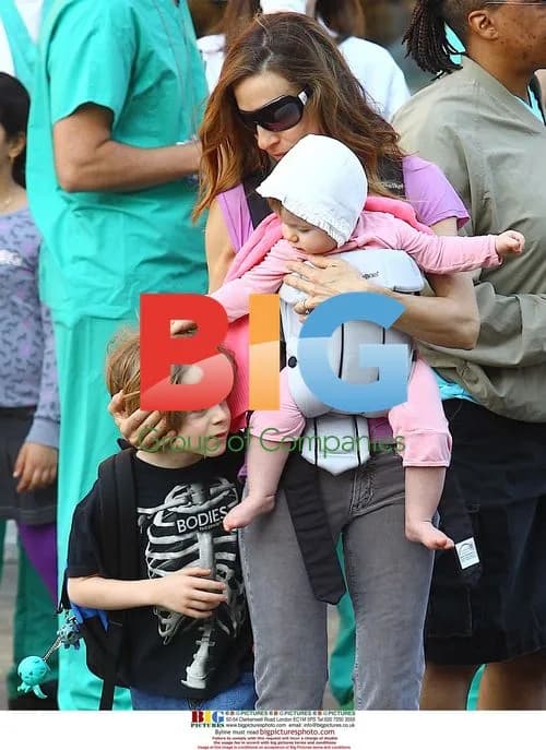 Sarah Jessica Paker and kids in NYC