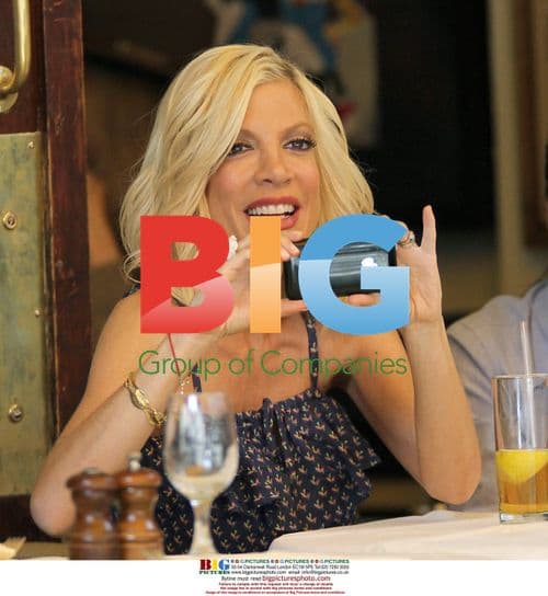 Tori Spelling and Dean McDermott Dining in NYC