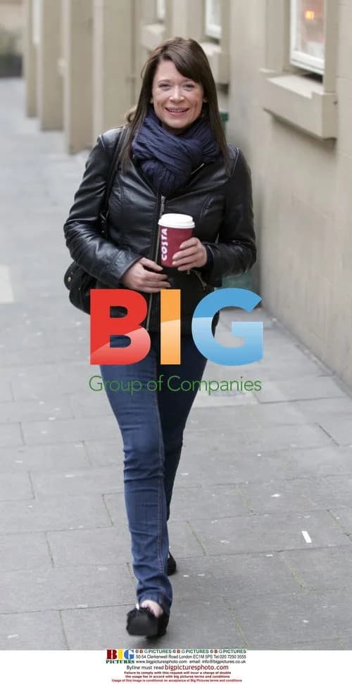 Hannah Waterman Out in Newcastle