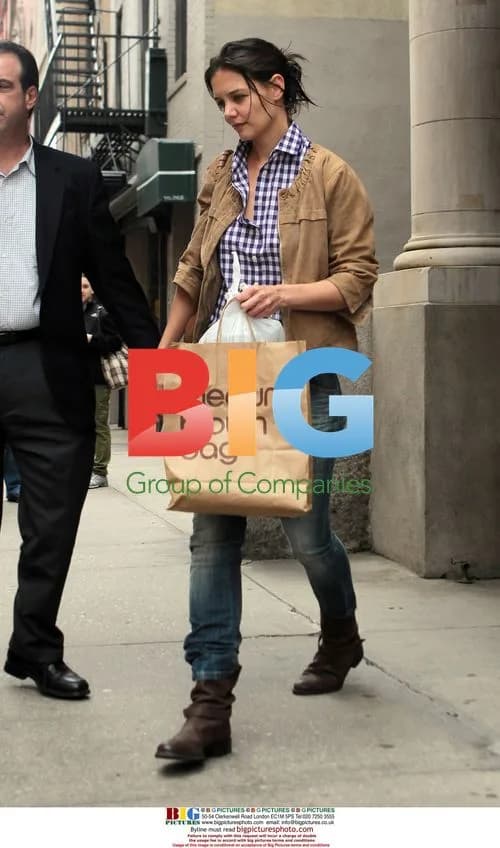 Katie Holmes Shopping at Bloomingdale's