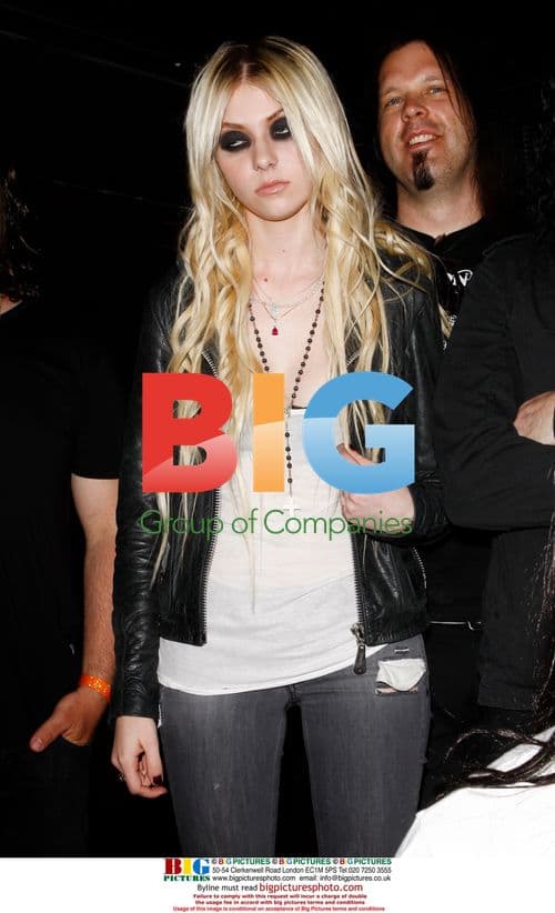 Taylor Momsen at Vans Warped Tour 2010 Press Conference