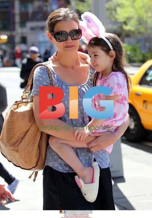Katie Holmes and Suri Cruise in NYC