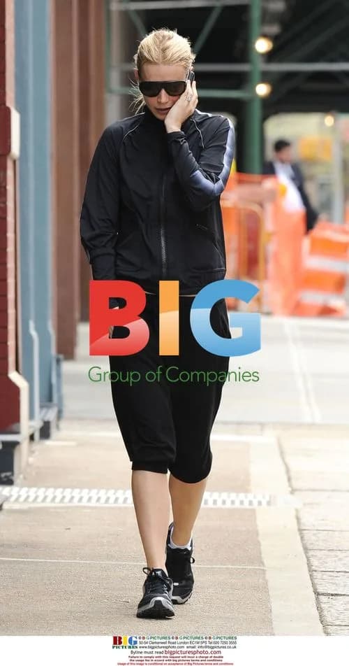 Gweneth Paltrow going to gym in NYC