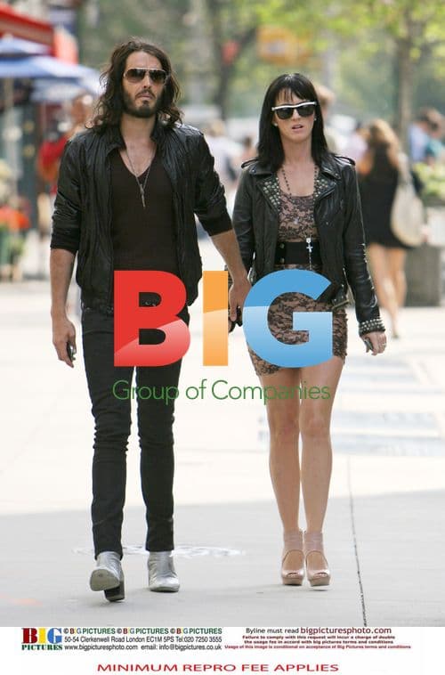Katy Perry and Russell Brand Apartment Hunting in NYC