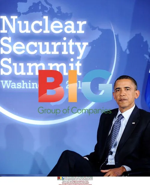 Obama Meets with Zuma in Washington DC