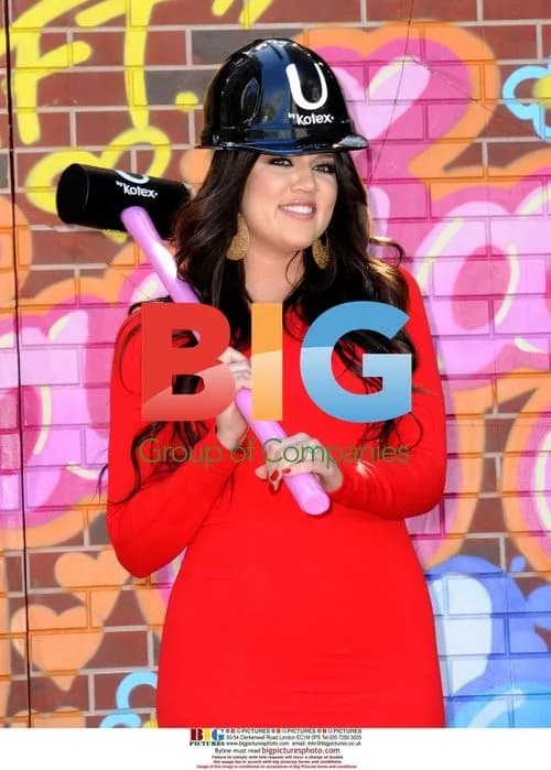 Khloe Kardashian Supports Charity Campaign