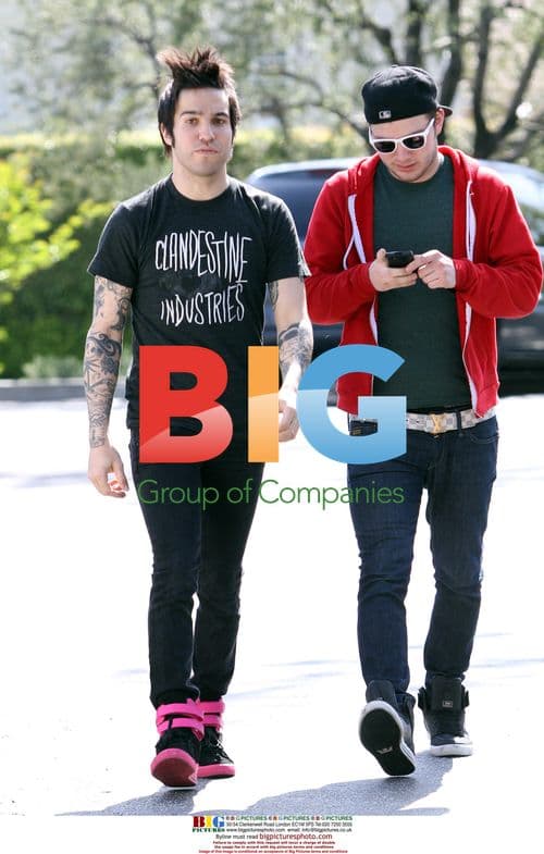 Pete Wentz visits Starbucks in LA