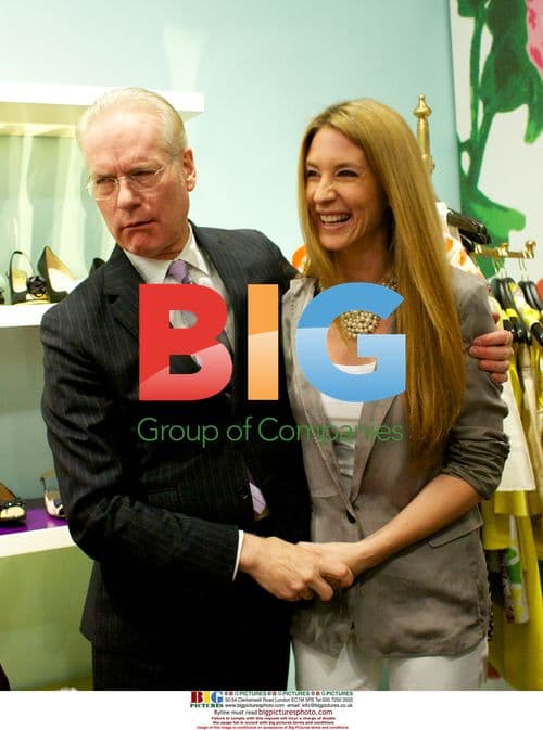 Tim Gunn Showcases Spring Fashion at Kate Spade Store