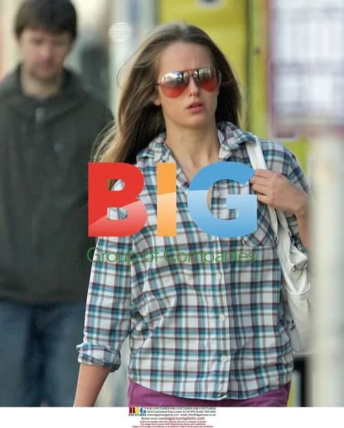 Kim Sears Spotted Strolling in Brighton