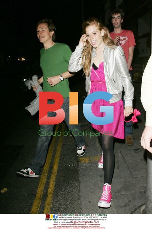 Princess Eugenie, Prince Beatrice and friends night out in Chelsea